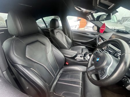 2018 BMW 5 Series - thumbnail 11