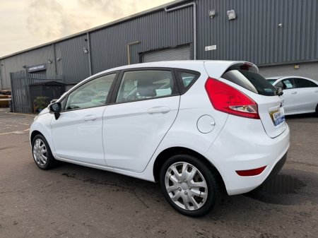 2012 Ford Fiesta 1.25 Edge Hatchback 5dr Petrol Manual (124 g/km, 59 bhp) thumbnail