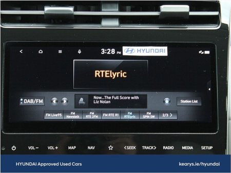 2024 Hyundai Tucson 2WD Executive Plus w 2 Tone Roof €35,297 thumbnail