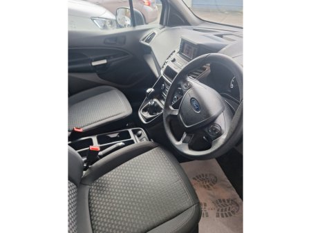 2022 Ford Transit Connect 220 TREND L1H1 P/V ECOBLUE €18,450 thumbnail