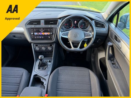 2022 Volkswagen Tiguan - thumbnail 13