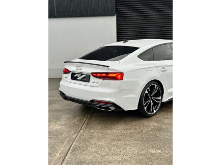 2022 Audi A5  €40,995 thumbnail