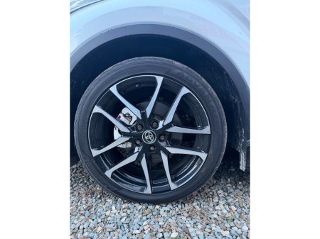 2023 Toyota C-HR 1.8 HYBRID GR Sport €35,000 thumbnail