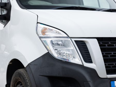 2018 Nissan NV400 - thumbnail 7
