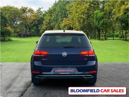 2017 Volkswagen Golf HIGHLINE , AUTO // LOW MILEAGE €17,950 thumbnail