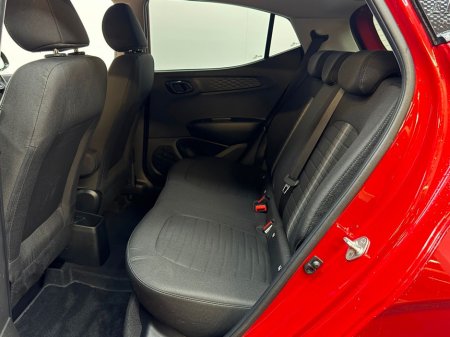 2023 Hyundai i10 i10 Deluxe Auto €19,995 thumbnail