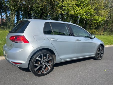 2013 Volkswagen Golf - thumbnail 2