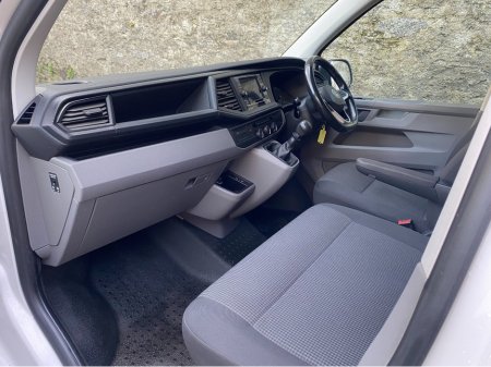 2021 Volkswagen Transporter - photo 5