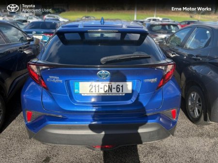 2021 Toyota C-HR C-HR 1.8 HYBRID SPORT €23,950 thumbnail
