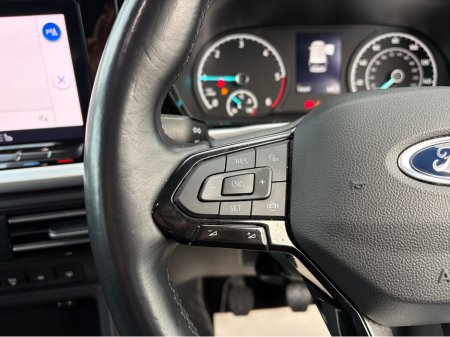 2023 Ford Tourneo Connect TITANIUM ECOBLUE €36,999 thumbnail