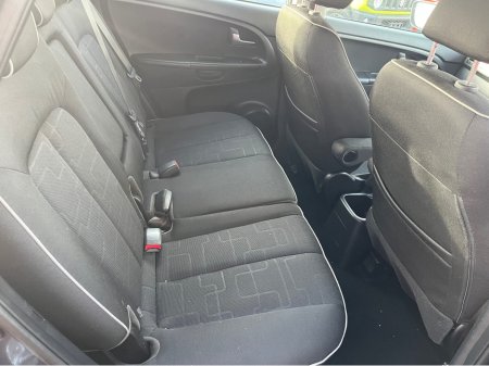 2015 Kia Venga 1.4 CRDI 2 5DR €7,995 thumbnail