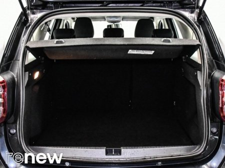 2022 Dacia Duster 1.0 TCe 100 BiFuel Dfull Comfort €19,900 thumbnail