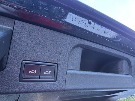 2018 Volkswagen Arteon 2.0 TSI  4 MOTION 280BHP VIRTUAL DASH FULL LEATHER HEATED ELECTRIC SEATS SAT NAV CARPLAY ANDROID AUTO BLIND SPORT PARKING SENSORS SELF PARKING ASSIST 360 CAMERA €27,500 thumbnail