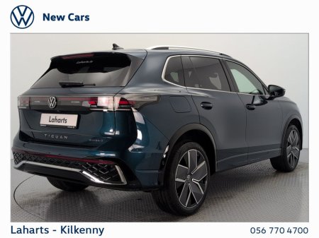 2026 Volkswagen Tiguan R-LINE 75 1.5TSI 204HP DSG PHEV 8952 €59,974 thumbnail