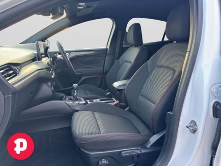 2023 Ford Focus - thumbnail 11