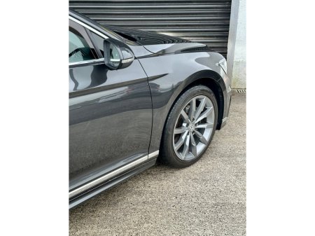 2019 Volkswagen Passat - thumbnail 7