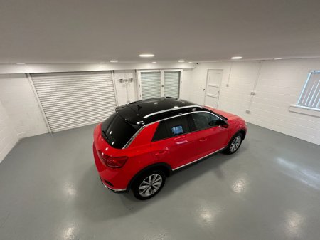 2021 Volkswagen T-Roc - thumbnail 17