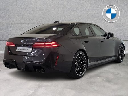 2025 BMW M5 M5 Phev Auto Entry 4.4 727 xDrive 22.1 kWh PHEV 197BHP /145 kw Step-tronic Auto Start/Stop thumbnail