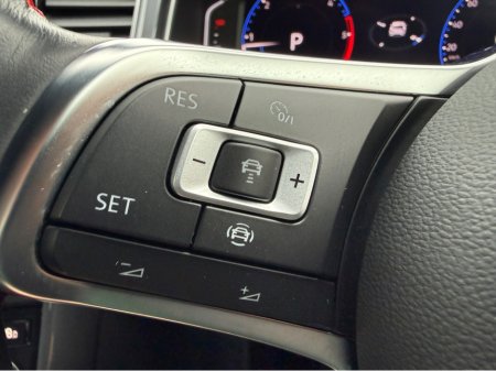 2022 Volkswagen T-Roc STYLE 2.0 150BHP AUTO * REAR VIEW CAMERA, PARKING SENSORS FRONT & REAR, APPLE CARPLAY//ANDROID AUTO, ADAPTIVE CRUISE CONTROL, ISOFIX CHILD SEAT ANCHOR, DUAL ZONE CLIMATE CONTROL, 2 YEAR NEW NCT * €30,950 thumbnail