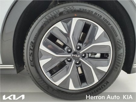 2023 Kia EV6 EV6 Earth €34,900 thumbnail