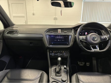 2019 Volkswagen Tiguan (191) TIGUAN 2.0TDI R LINE (LEATHER) DSG 4 MOTION LOW KMS VW/AUDI SPECIALISTS WWW.DENISDARCYCARS.IE €31,950 thumbnail