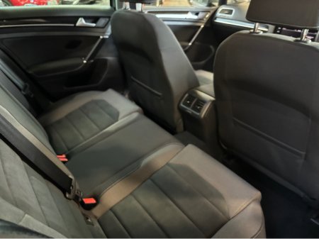 2018 Volkswagen Golf Automatic DSG  Bluemotion Hiline only 34000 kms €19,499 thumbnail