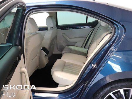 2023 Skoda Superb - thumbnail 7