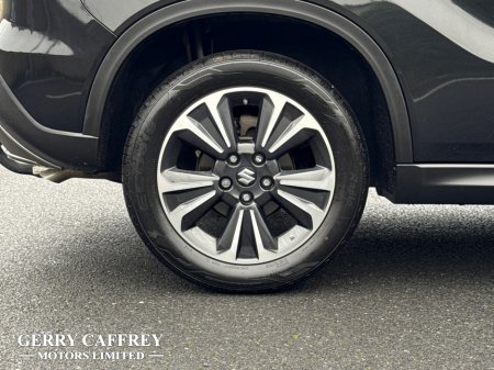 2020 Suzuki Vitara SZ5 1.4 Petrol Hybrid Manual - High Spec €18,450 thumbnail