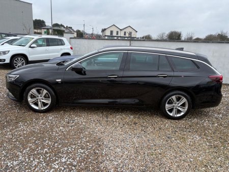 2018 Vauxhall Insignia 1.6 CDTi 136 Elite Nav - Estate €12,990 thumbnail