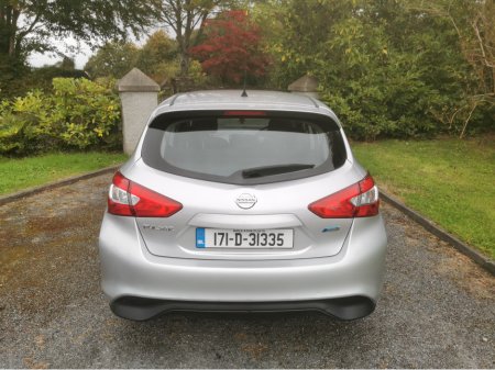 2017 Nissan Pulsar - thumbnail 10