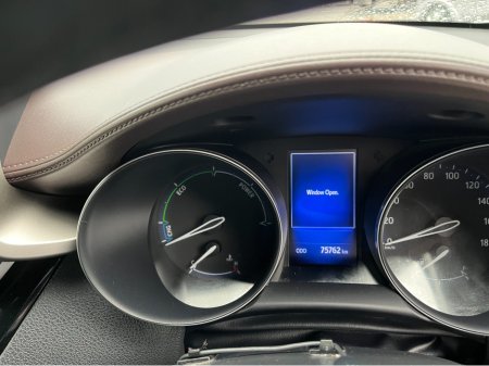 2019 Toyota C-HR 1.8 HYBRID AUTO LOW KM FULL LEATHER €19,950 thumbnail