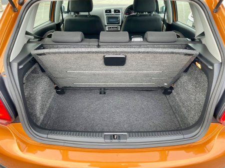 2015 Volkswagen Polo - thumbnail 23