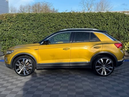 2020 Volkswagen T-Roc HIGHLINE R-LINE PACK 2.0 TDI // SERVICE HISTORY // NEW 20" DIAMOND CUT ALLOYS // APPLE CARPLAY/ANDROID AUTO €23,900 thumbnail