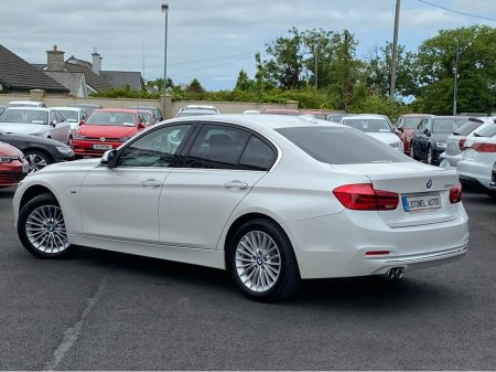 2018 BMW 3 Series LUXURY 320D 2.0 AUTOMATIC *  MAIN DEALER SERVICE HISTORY, SERVICE BOOK PRESENT WITH 6 SERVICE STAMPS, HEATED SEATS, PARKING SENSORS, BMW IDRIVE, ADAPTIVE CRUISE CONTROL* €23,950