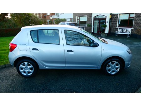 2016 Dacia Sandero ALTERNATIVE 1.2 75 201 4DR €5,950 thumbnail