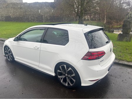 2017 Volkswagen Golf 2.0 TDI R-LINE EDITION 3DR WITH S/R €12,995 thumbnail