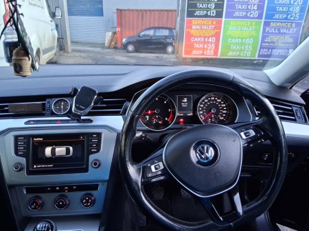 2015 Volkswagen Passat - thumbnail 4