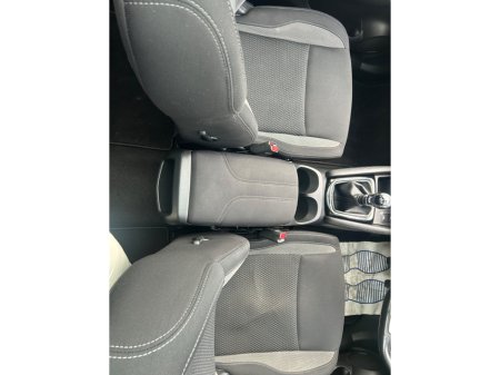 2019 Nissan Qashqai - thumbnail 16