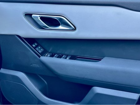 2025 Land Rover Range Rover Velar DYNAMICS PANORAMIC ROOF thumbnail