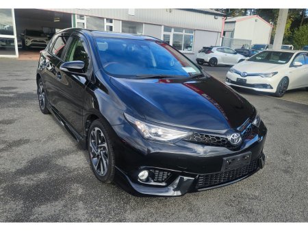 2016 Toyota Auris 1.2 €16,450