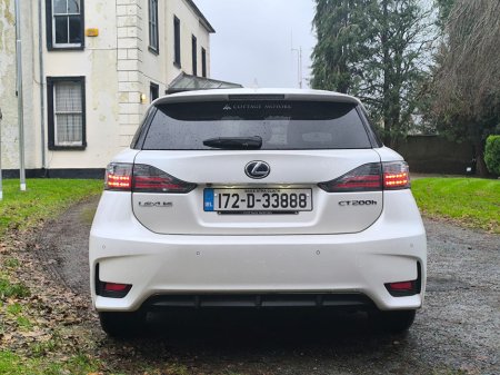 2017 Lexus CT 200 h - thumbnail 27