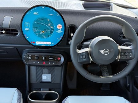 2026 MINI Hatch - thumbnail 4