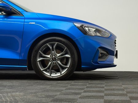 2021 Ford Focus - thumbnail 9