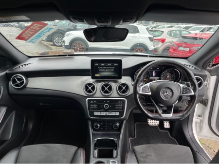 2019 Mercedes-Benz CLA Class - thumbnail 13