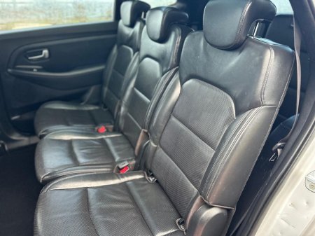 2016 Kia Carens Platinum PE 5DR, €12,900 thumbnail