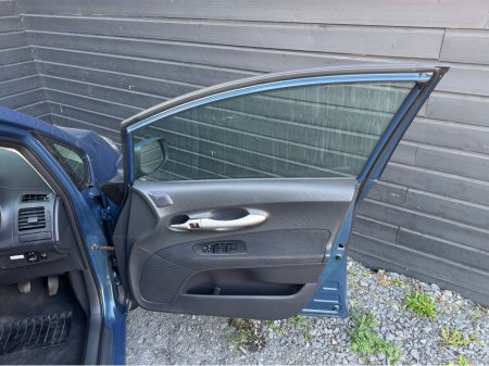 2008 Toyota Auris - thumbnail 15