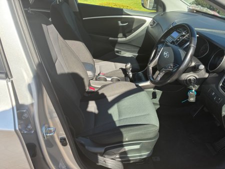 2014 Hyundai i30 - thumbnail 9