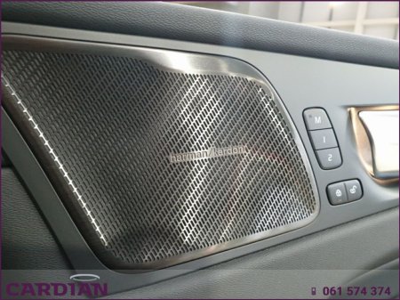 2025 Volvo XC60 Xc60 + T6 PHEV AWD PLUS DARK €61,950 thumbnail