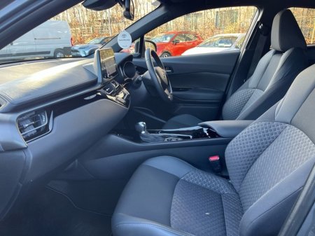 2023 Toyota C-HR HYBRID SPORT 4DR AUTO €29,450 thumbnail