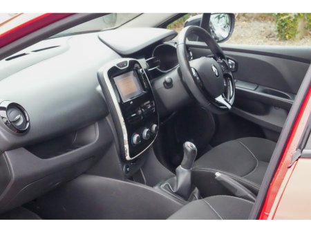 2016 Renault Clio - thumbnail 14